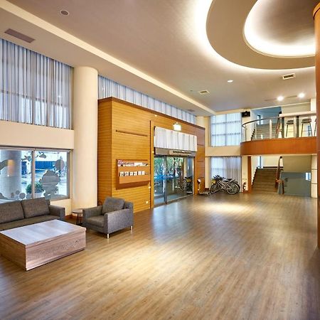 Ho Fong Business Stay Fengyuan Buitenkant foto