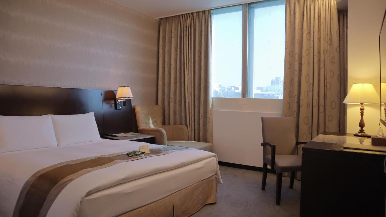 Ho Fong Business Stay Fengyuan Buitenkant foto