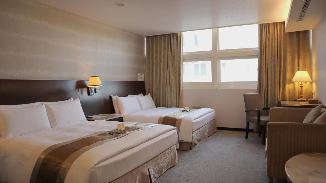 Ho Fong Business Stay Fengyuan Buitenkant foto