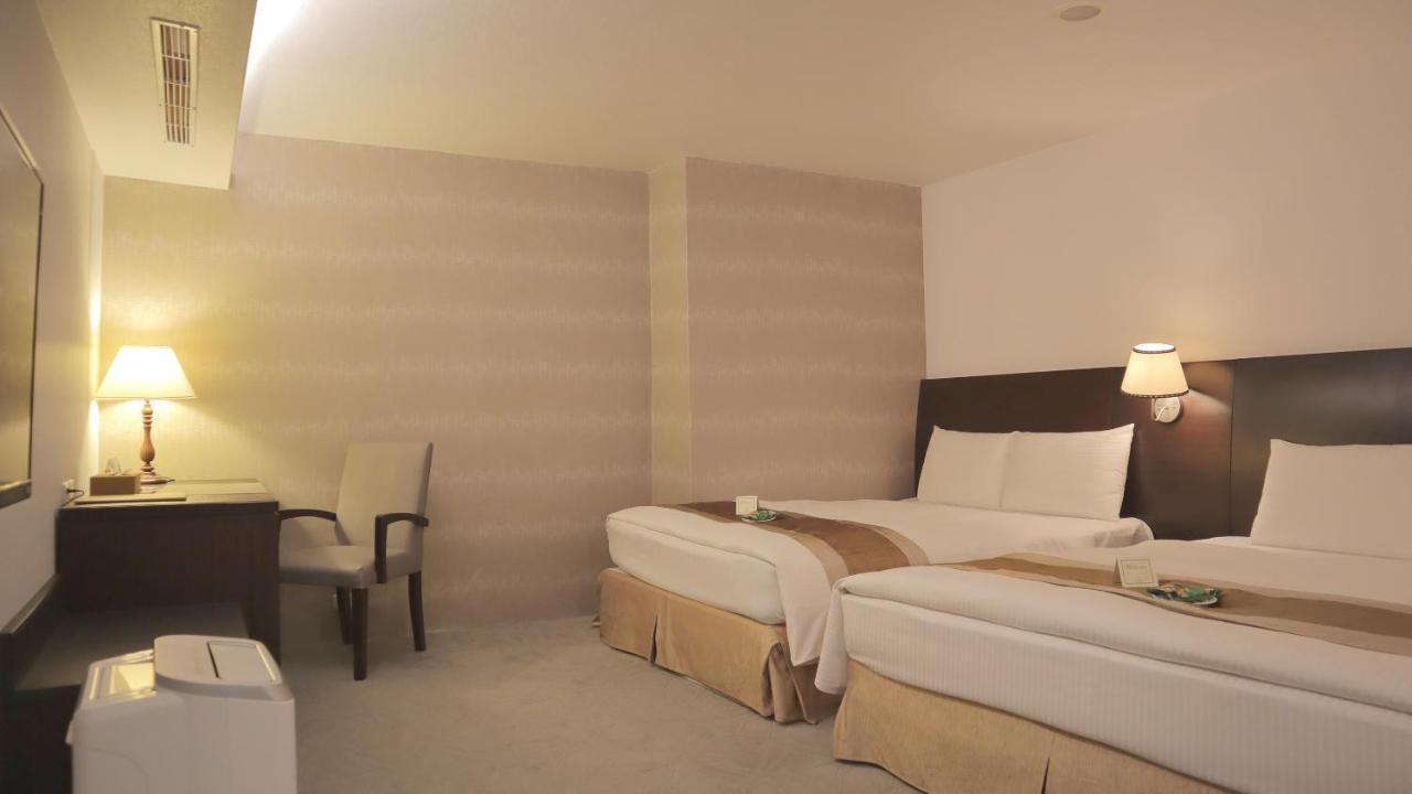 Ho Fong Business Stay Fengyuan Buitenkant foto