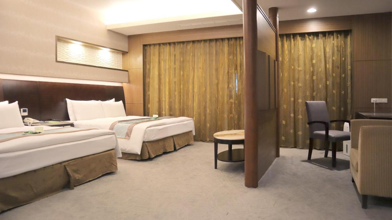 Ho Fong Business Stay Fengyuan Buitenkant foto