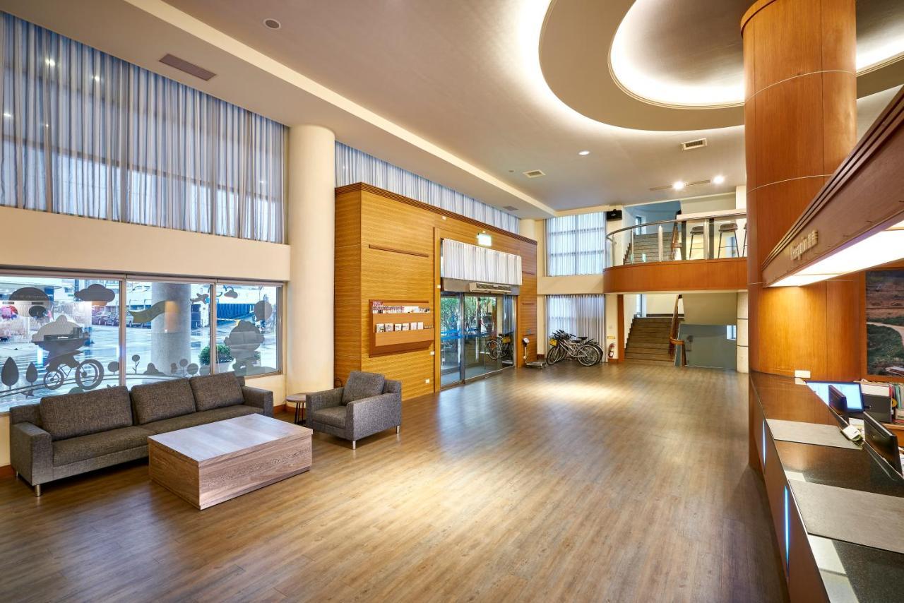 Ho Fong Business Stay Fengyuan Buitenkant foto