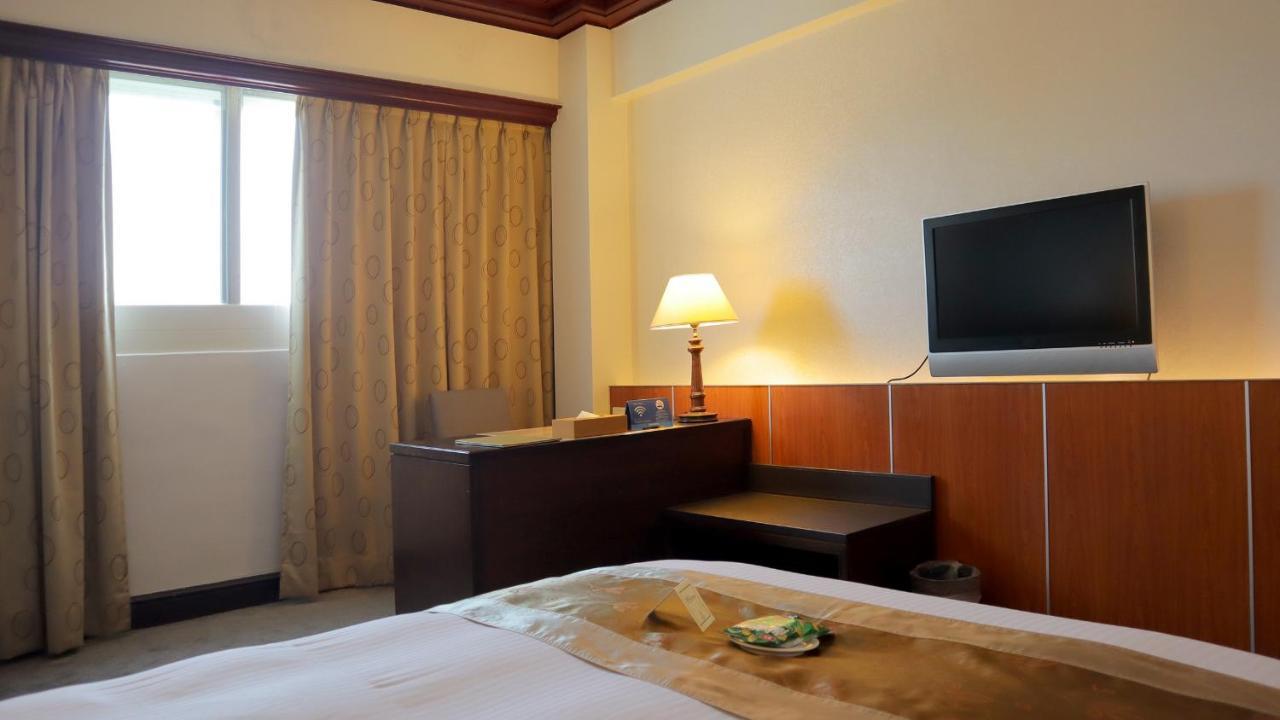 Ho Fong Business Stay Fengyuan Buitenkant foto