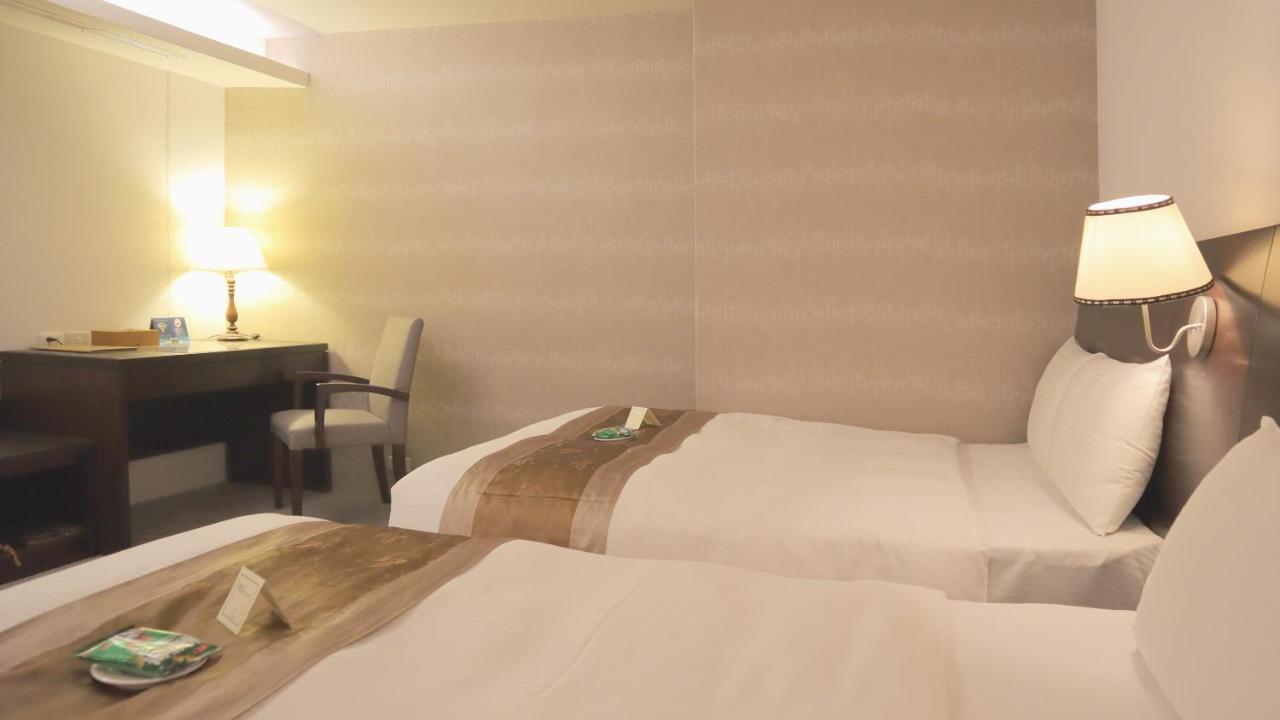 Ho Fong Business Stay Fengyuan Buitenkant foto