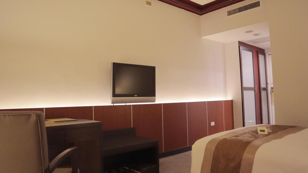 Ho Fong Business Stay Fengyuan Buitenkant foto