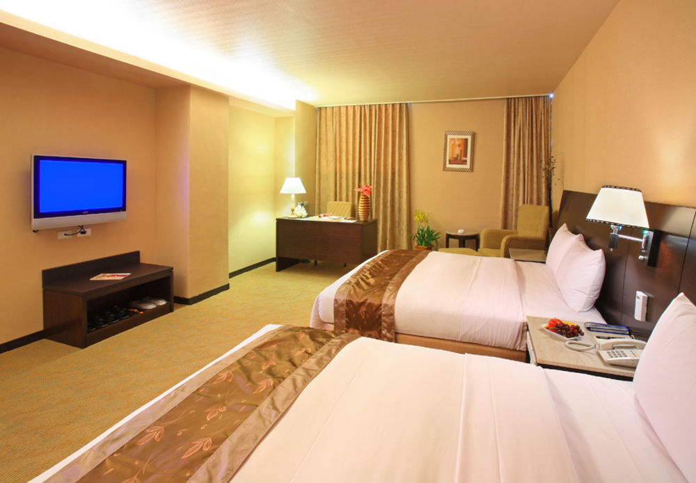 Ho Fong Business Stay Fengyuan Buitenkant foto