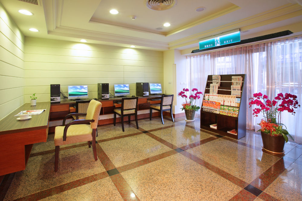 Ho Fong Business Stay Fengyuan Buitenkant foto
