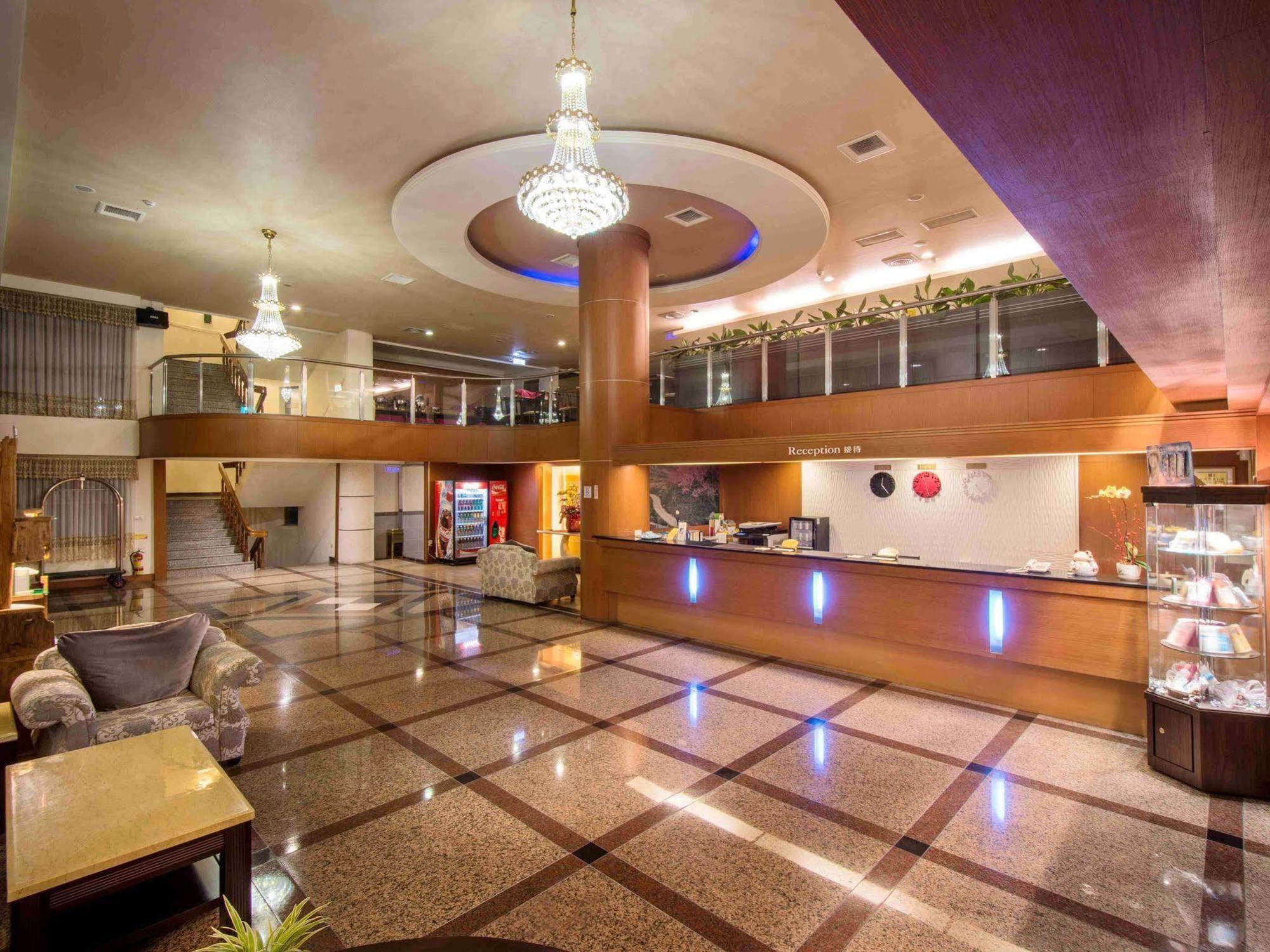 Ho Fong Business Stay Fengyuan Buitenkant foto